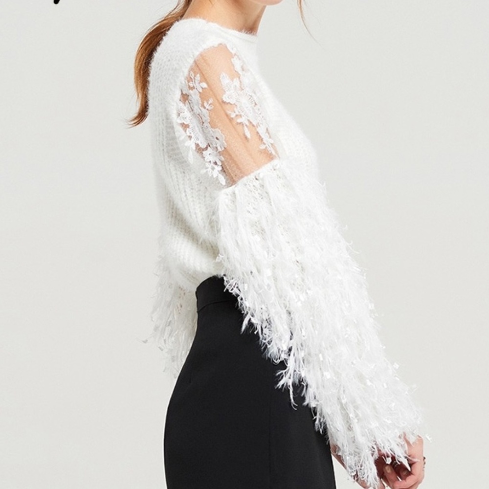 ((LAST 1)) 'GLAMOUR GIRL" SWEATER WITH FRINGED - Picture 3 of 4